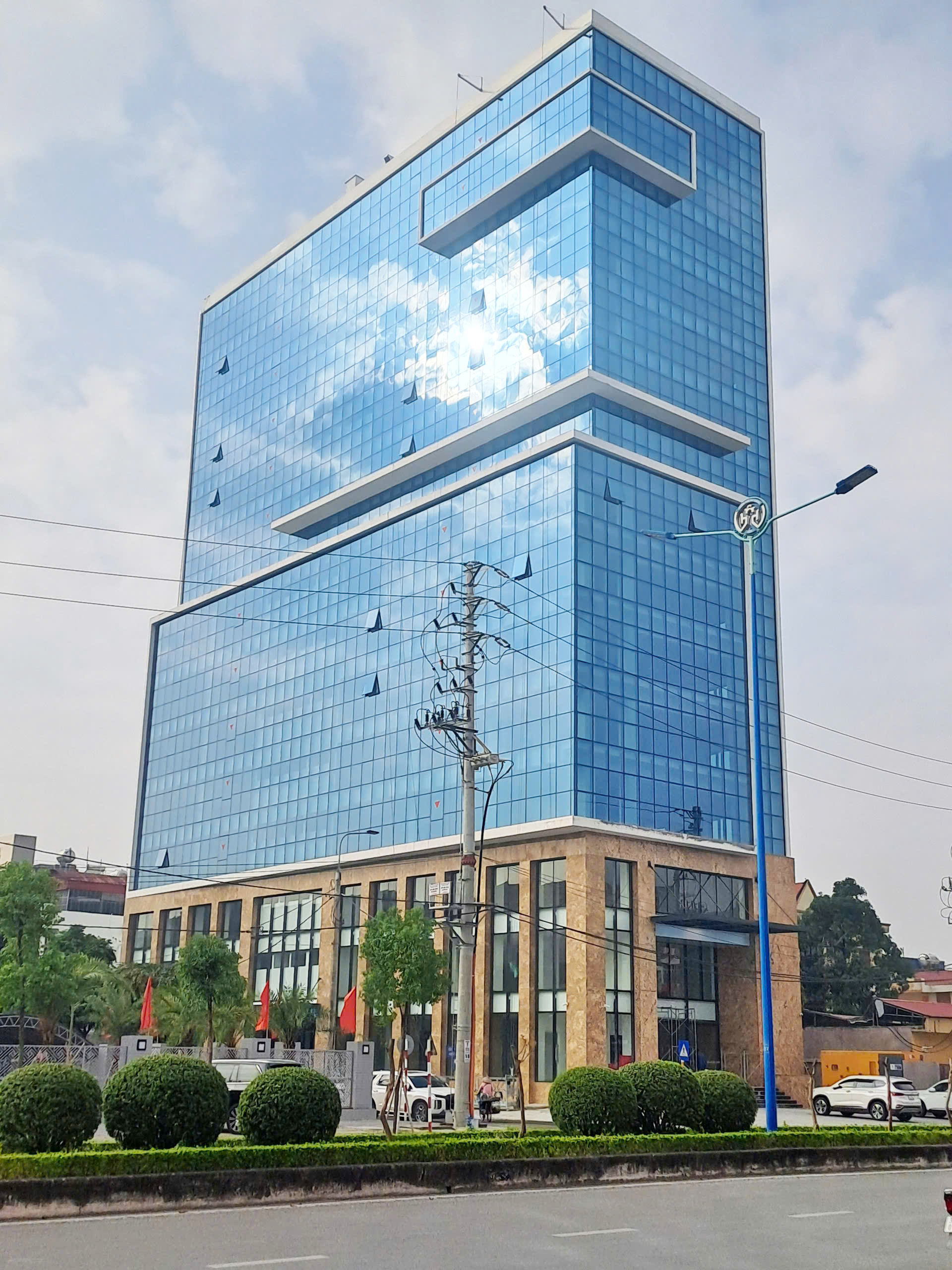 Dự án sơn tòa nhà Thương mại Văn Phòng HUDIC